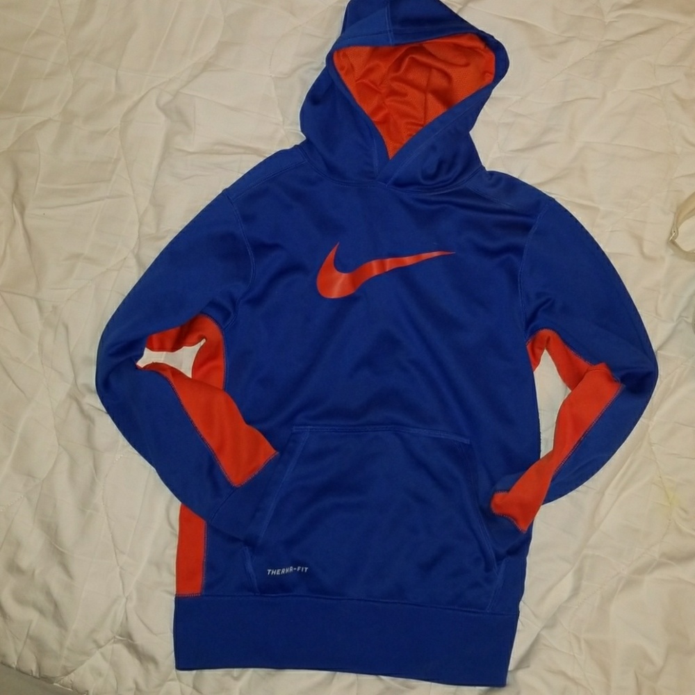 Boys Therma-fit Nike Hoodie